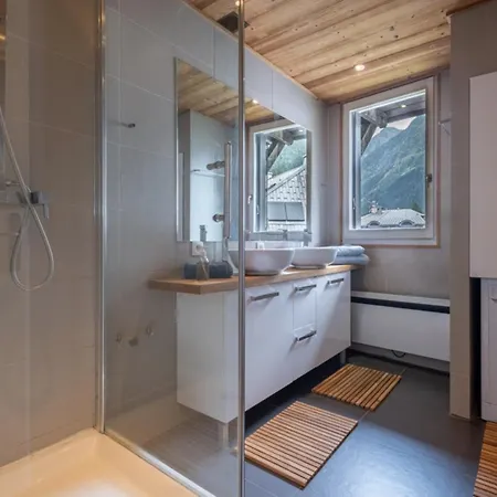 T3 With Breathtaking Views Of Mont Blanc *